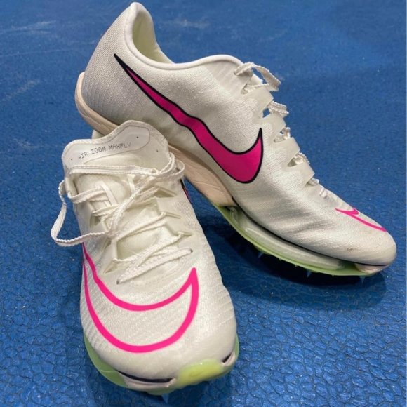 Nike Maxfly track and field sprinting spikes - Picture 1 of 5